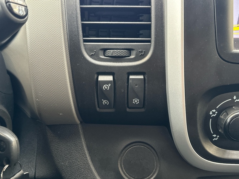 Renault Trafic vaihtoauto