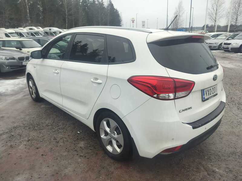 Kia Carens vaihtoauto