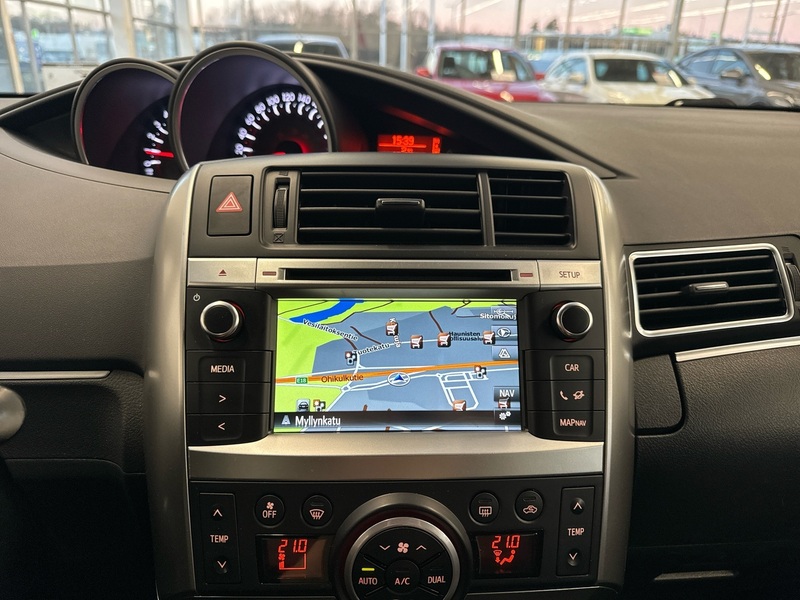 Toyota Verso vaihtoauto