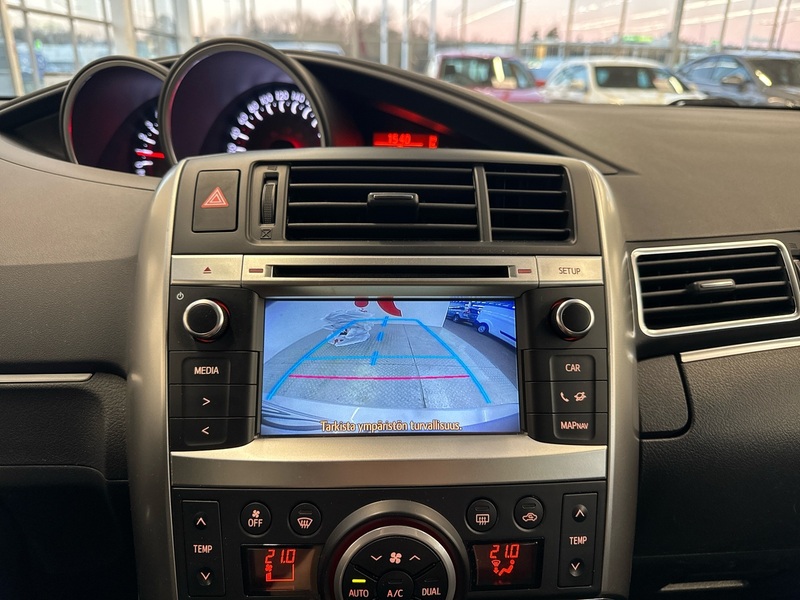 Toyota Verso vaihtoauto