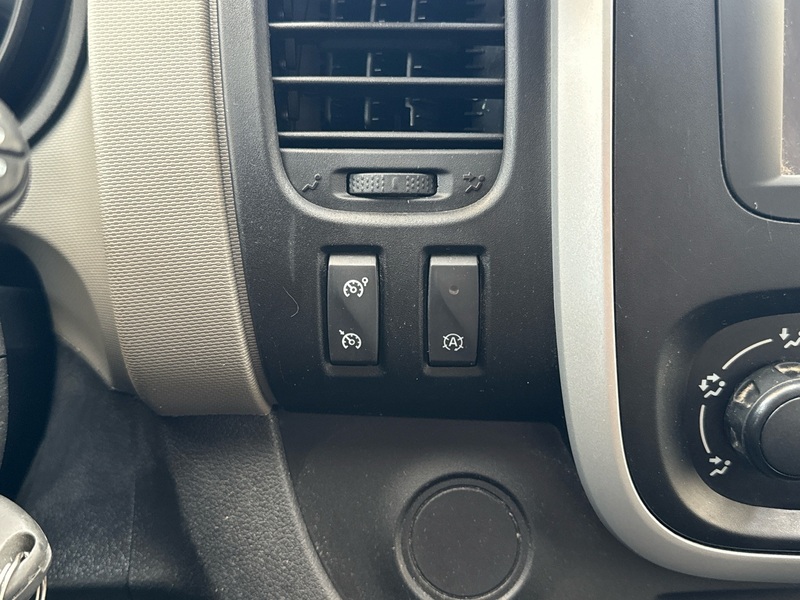 Renault Trafic vaihtoauto