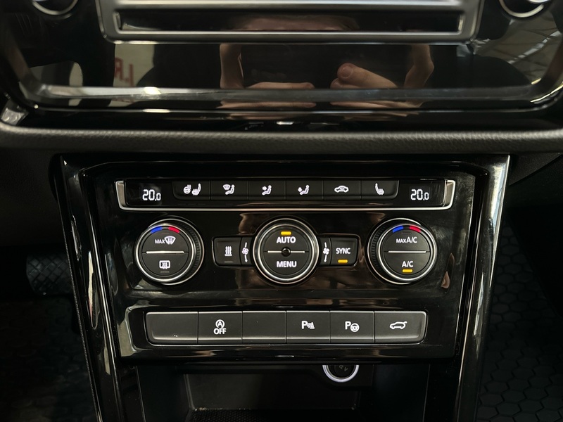 Volkswagen Touran vaihtoauto