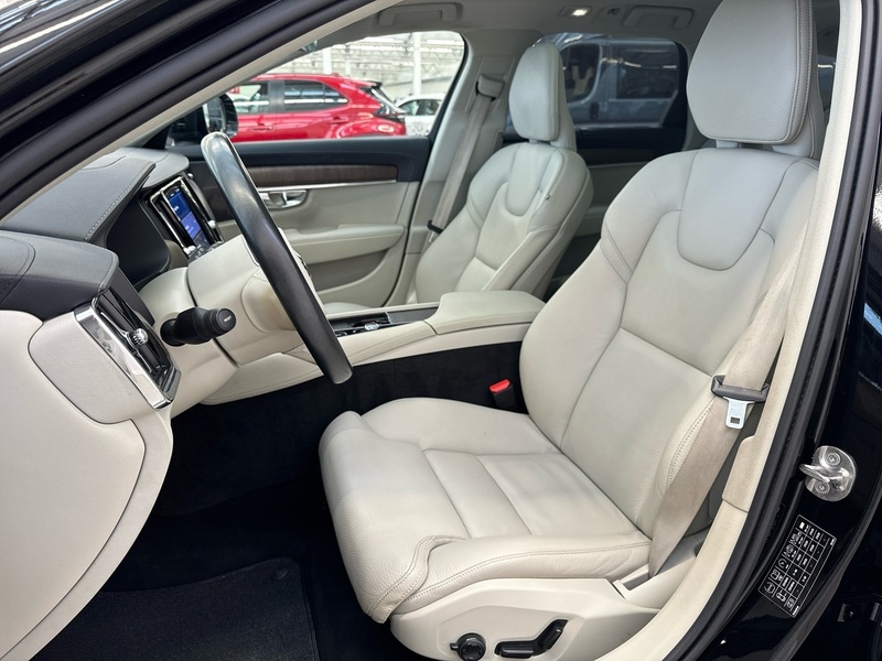 Volvo V90 Cross Country vaihtoauto