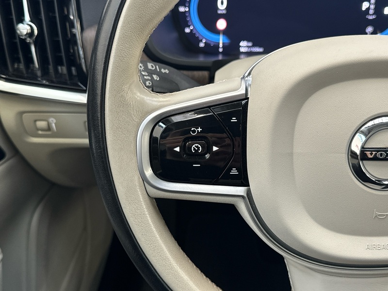 Volvo V90 Cross Country vaihtoauto