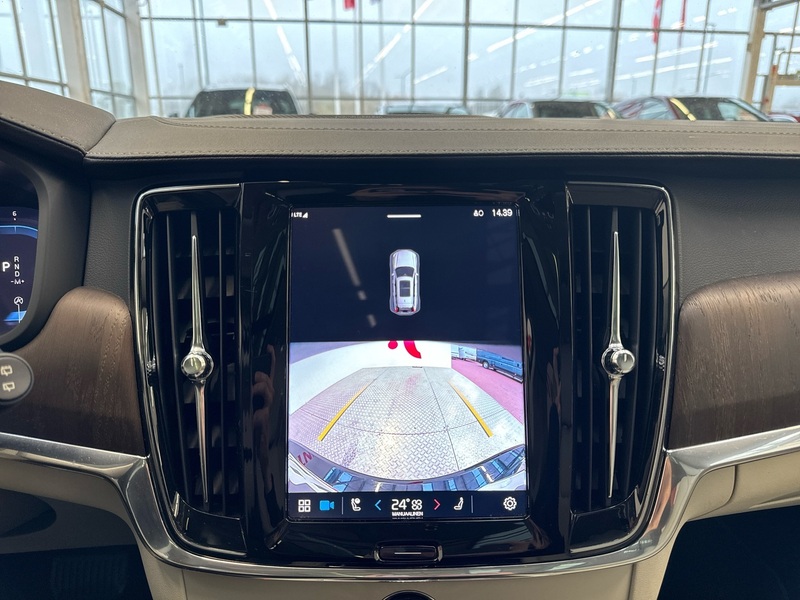 Volvo V90 Cross Country vaihtoauto