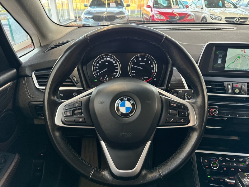 BMW 225 vaihtoauto