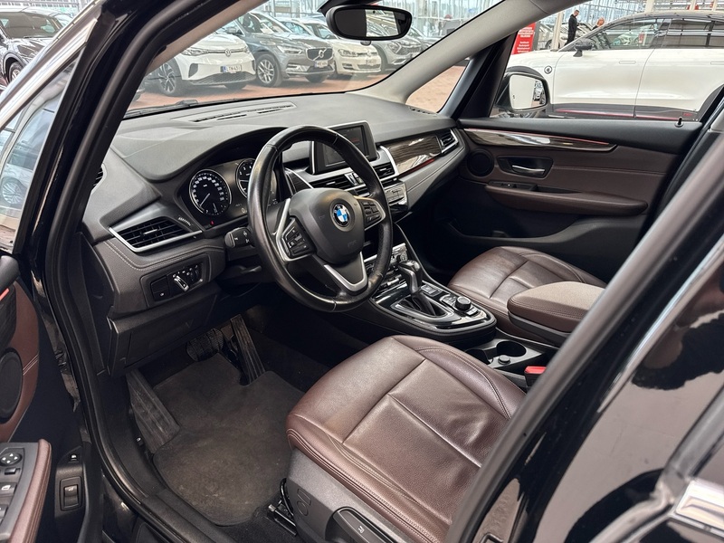 BMW 225 vaihtoauto