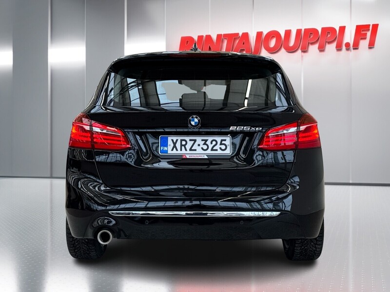 BMW 225 vaihtoauto