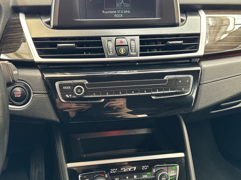 BMW 225 vaihtoauto