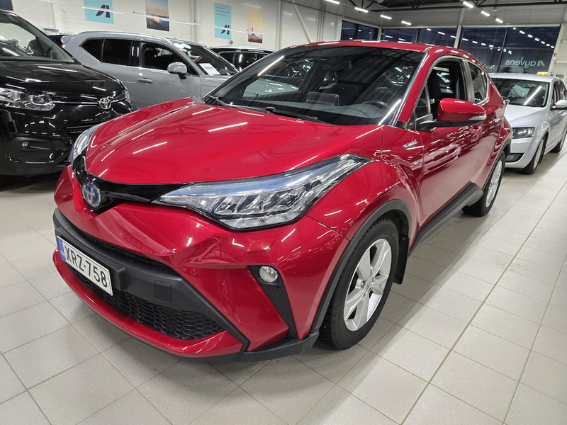 Toyota C-HR vaihtoauto