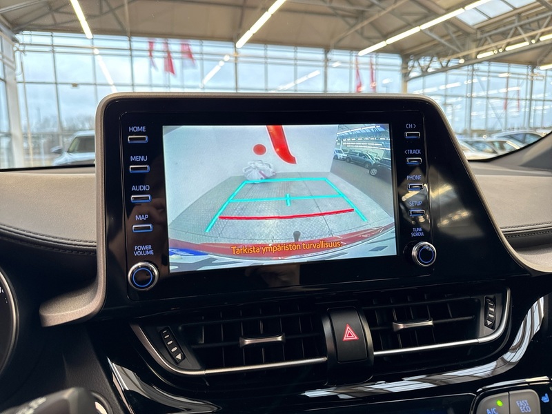 Toyota C-HR vaihtoauto