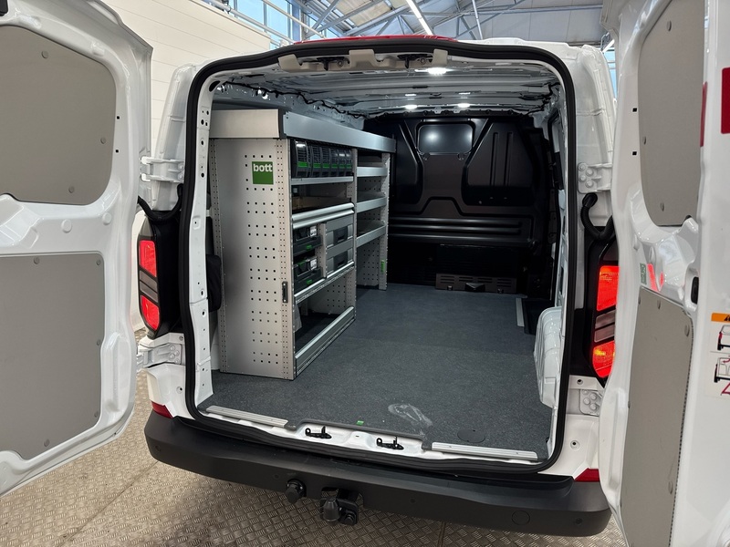 Ford Transit Custom vaihtoauto