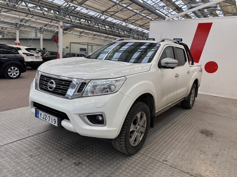 Nissan Navara vaihtoauto