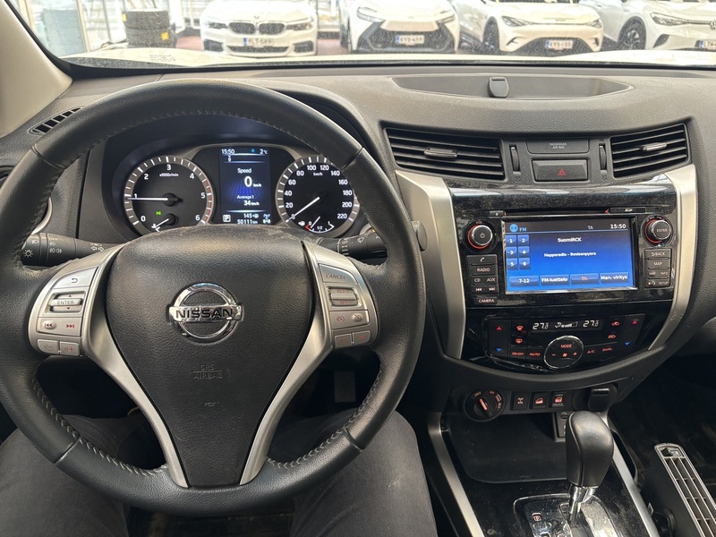 Nissan Navara vaihtoauto