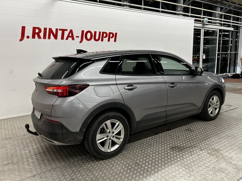 Opel Grandland X vaihtoauto