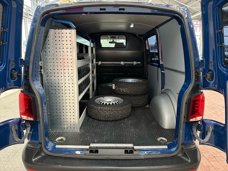 Volkswagen Transporter vaihtoauto