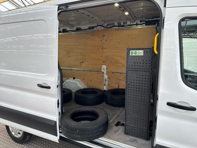 Ford Transit vaihtoauto