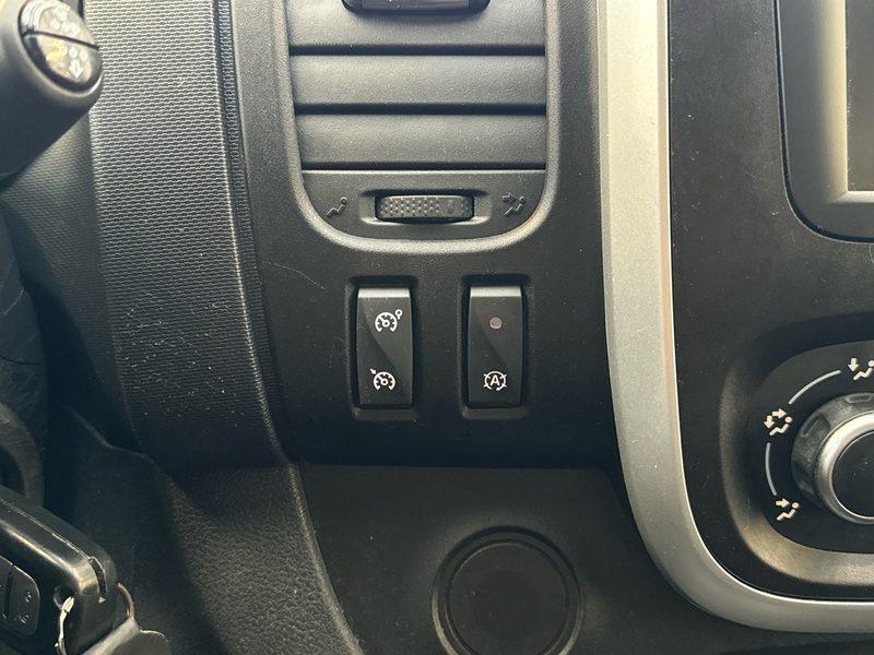 Renault Trafic vaihtoauto