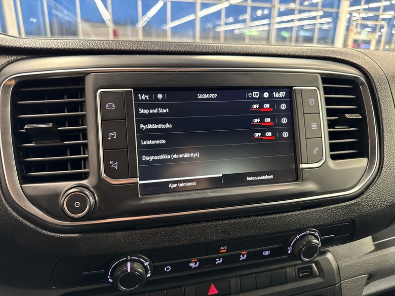 Opel Vivaro vaihtoauto