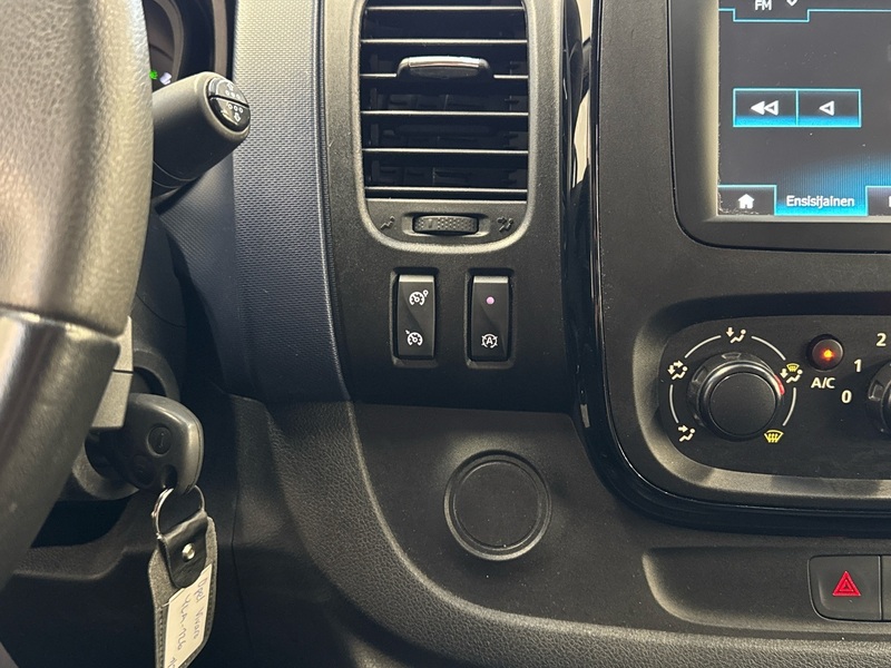 Opel Vivaro vaihtoauto