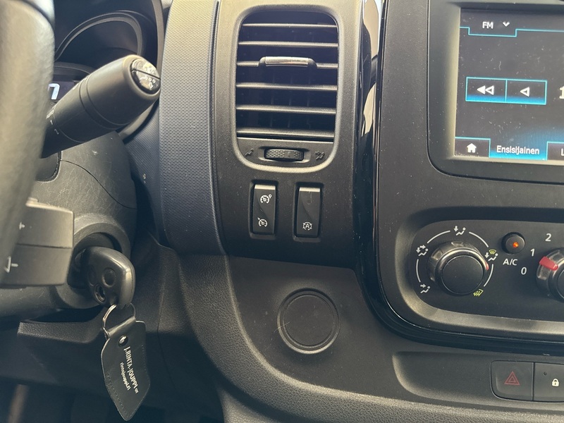 Opel Vivaro vaihtoauto