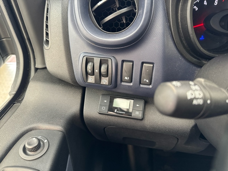 Opel Vivaro vaihtoauto