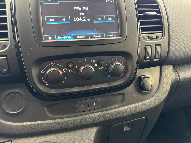 Opel Vivaro vaihtoauto