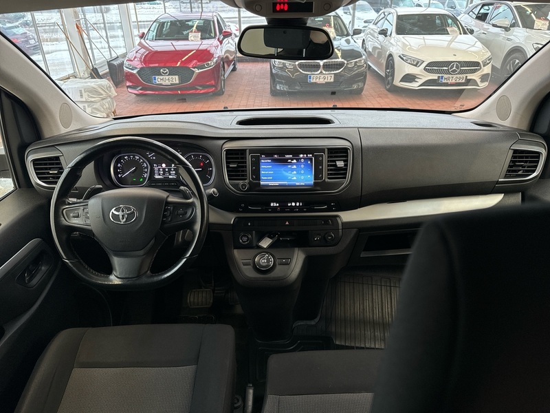 Toyota Proace Verso vaihtoauto