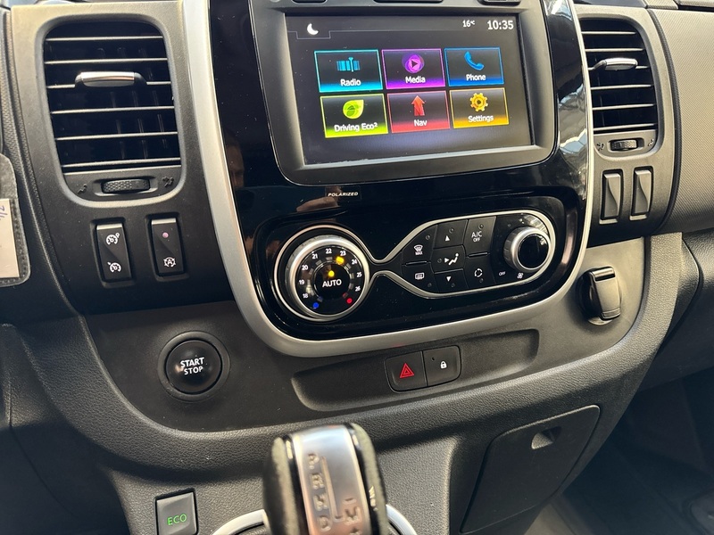 Renault Trafic vaihtoauto