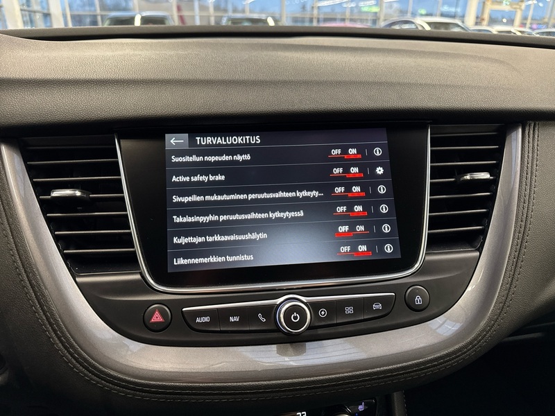 Opel Grandland X vaihtoauto