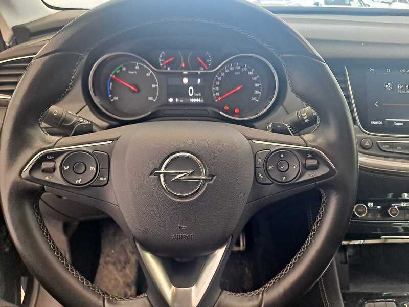 Opel Grandland X vaihtoauto