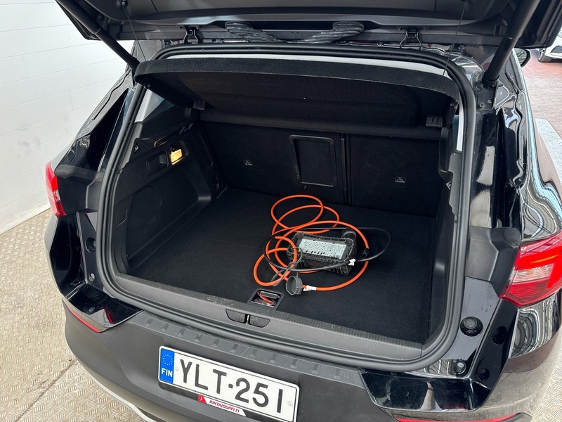 Opel Grandland X vaihtoauto