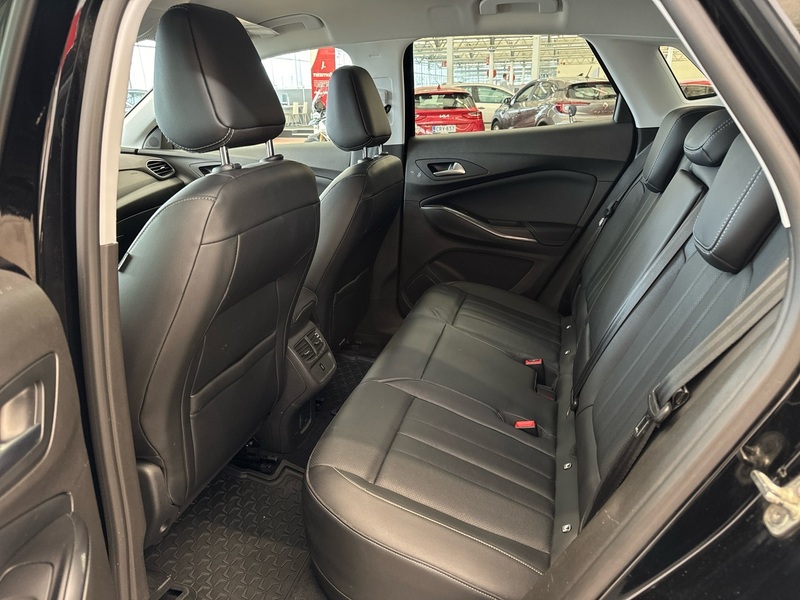 Opel Grandland X vaihtoauto