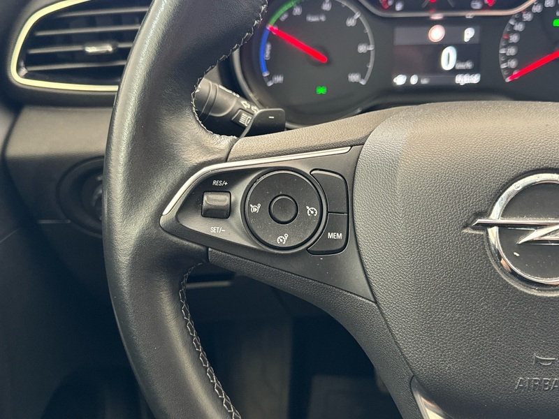 Opel Grandland X vaihtoauto