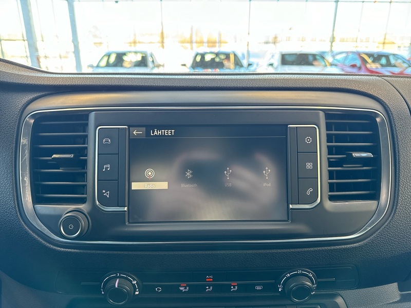 Opel Vivaro vaihtoauto