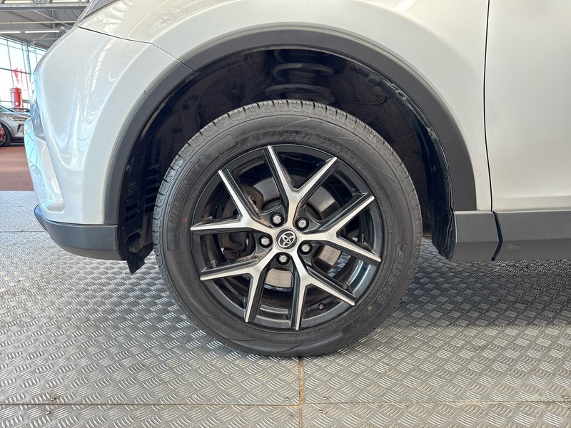 Toyota RAV4 vaihtoauto