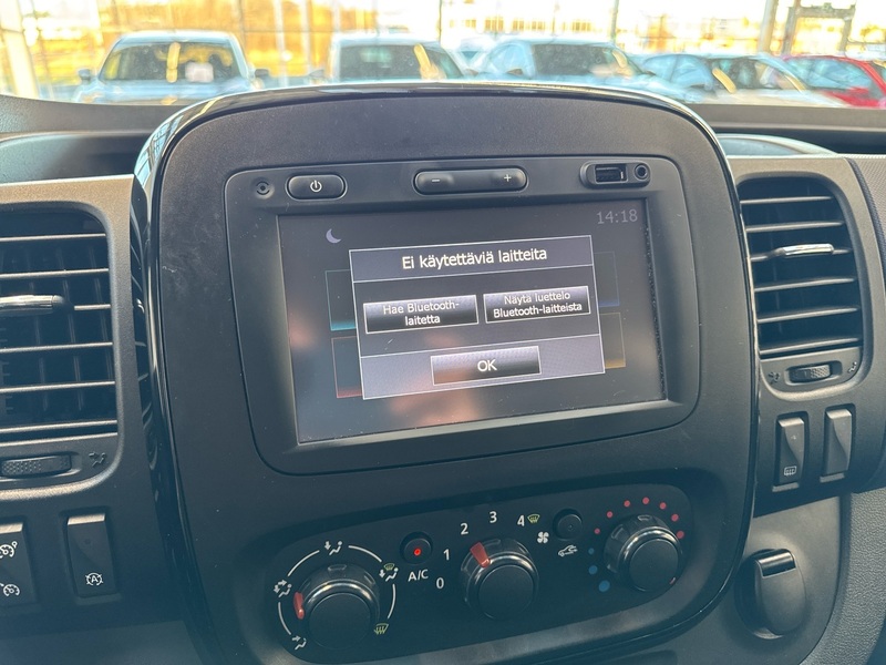 Opel Vivaro vaihtoauto