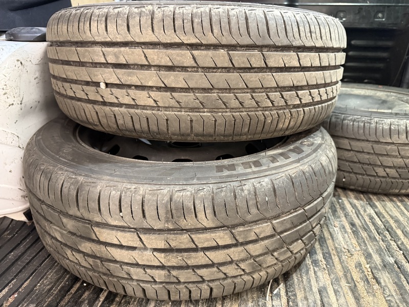 Ford Transit Courier vaihtoauto