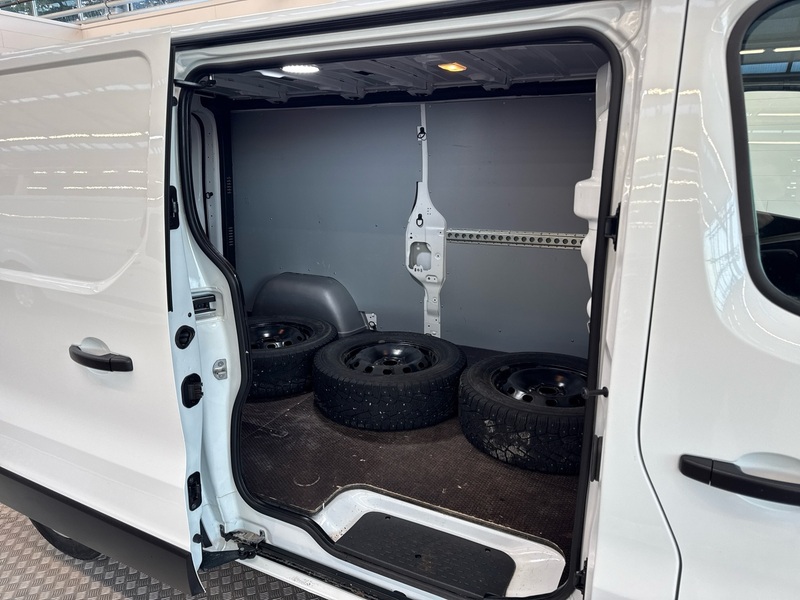 Renault Trafic vaihtoauto