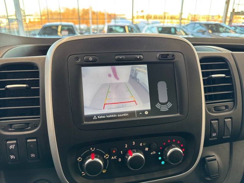 Renault Trafic vaihtoauto