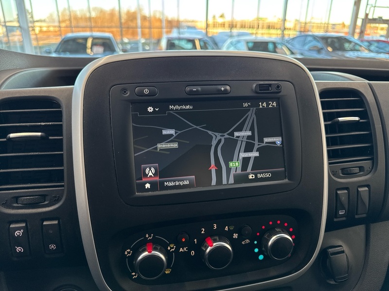 Renault Trafic vaihtoauto