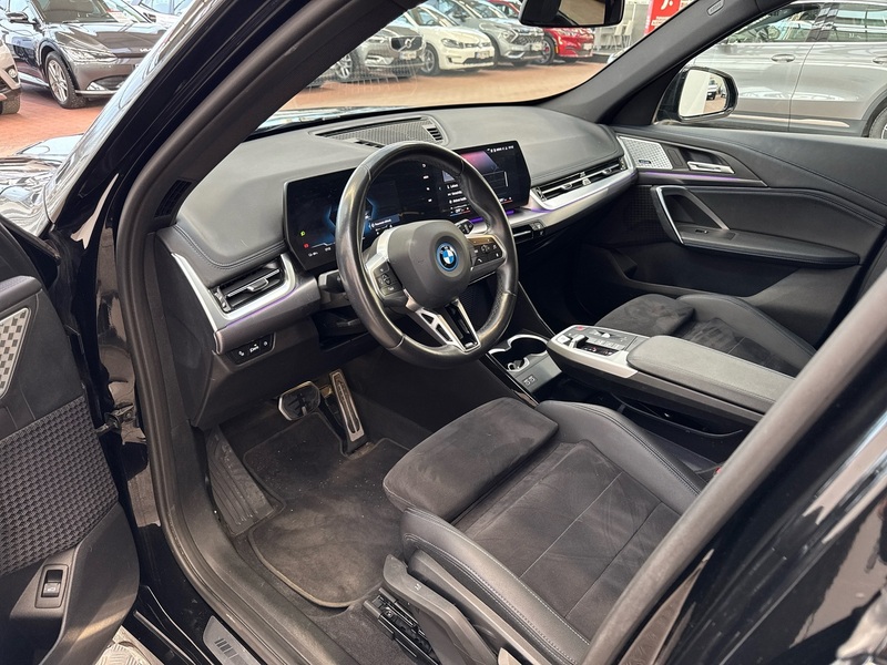 BMW iX1 vaihtoauto