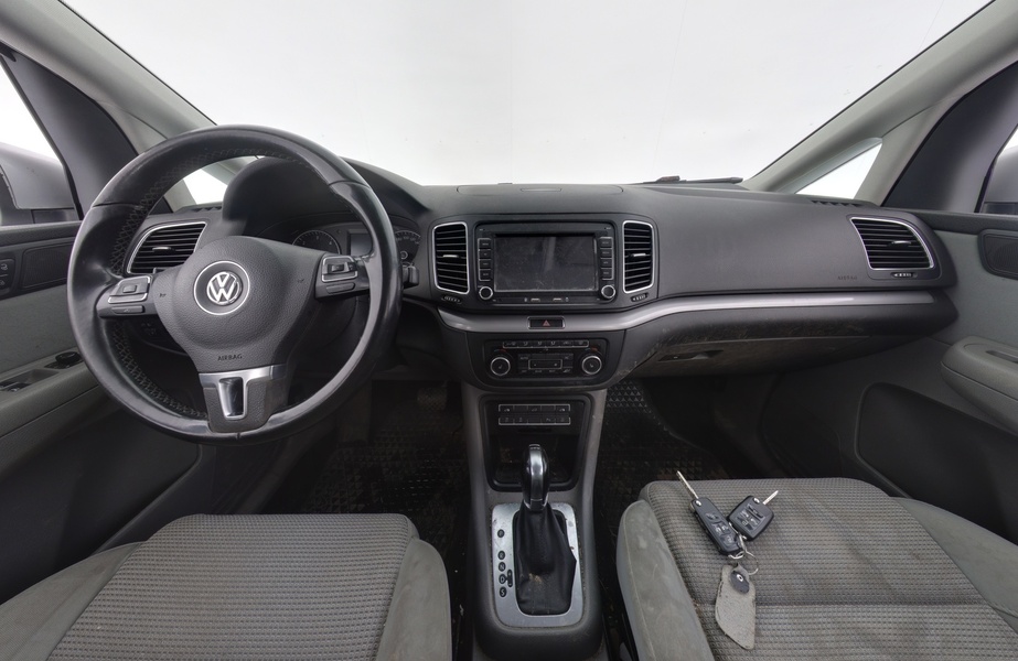 Volkswagen Sharan vaihtoauto