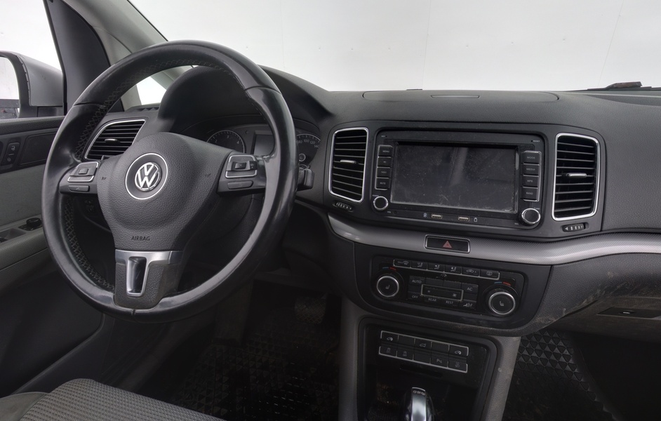 Volkswagen Sharan vaihtoauto
