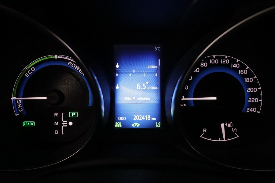 Toyota Auris vaihtoauto