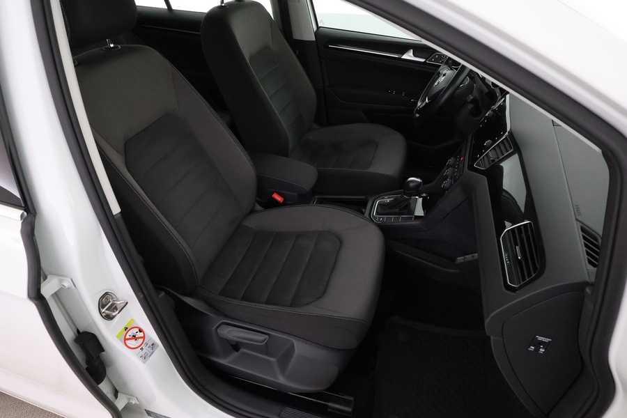 Volkswagen Golf Sportsvan vaihtoauto