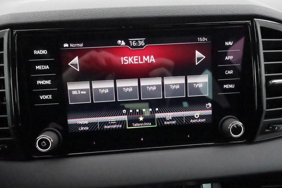 Skoda Karoq vaihtoauto