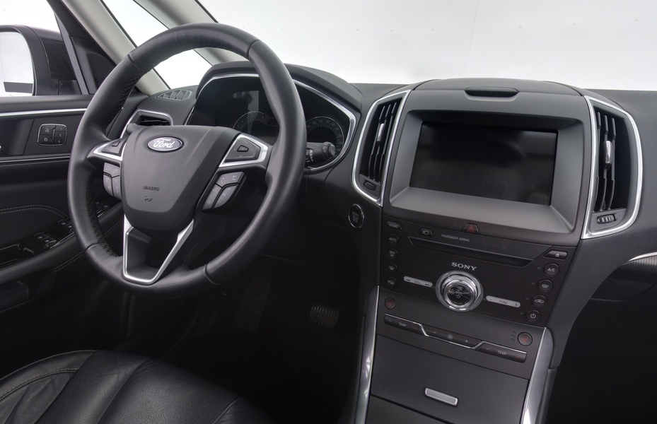 Ford S-MAX vaihtoauto