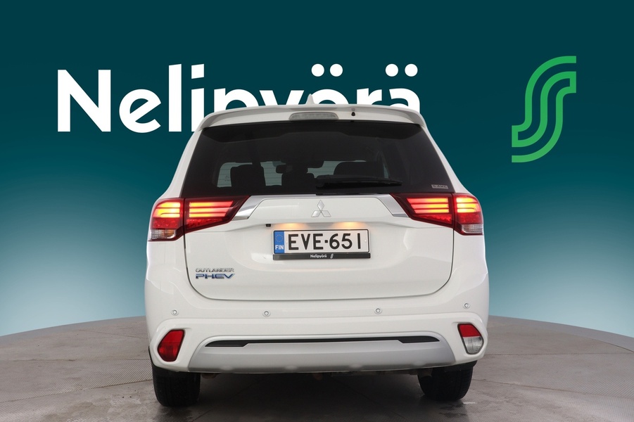 Mitsubishi Outlander PHEV vaihtoauto