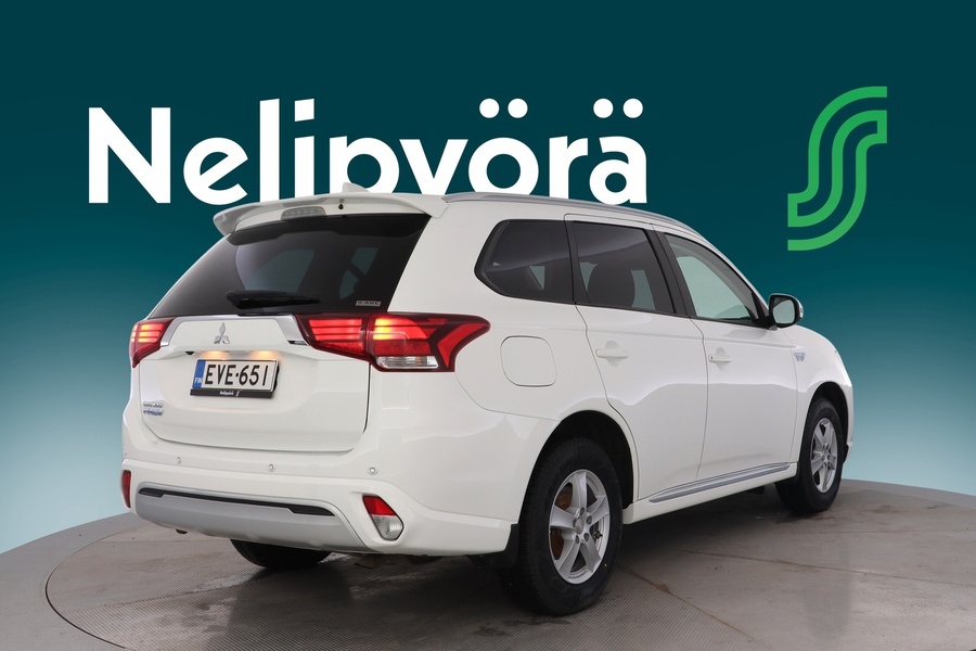 Mitsubishi Outlander PHEV vaihtoauto